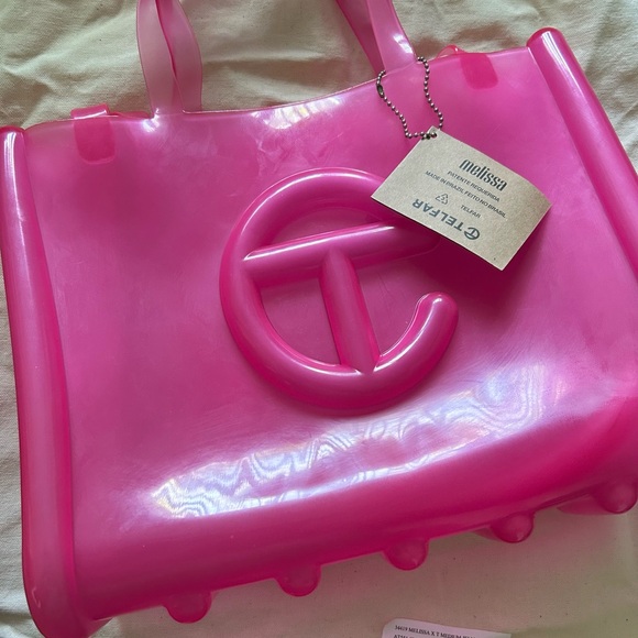 Large pink Telfar tote - Picture 3 of 5